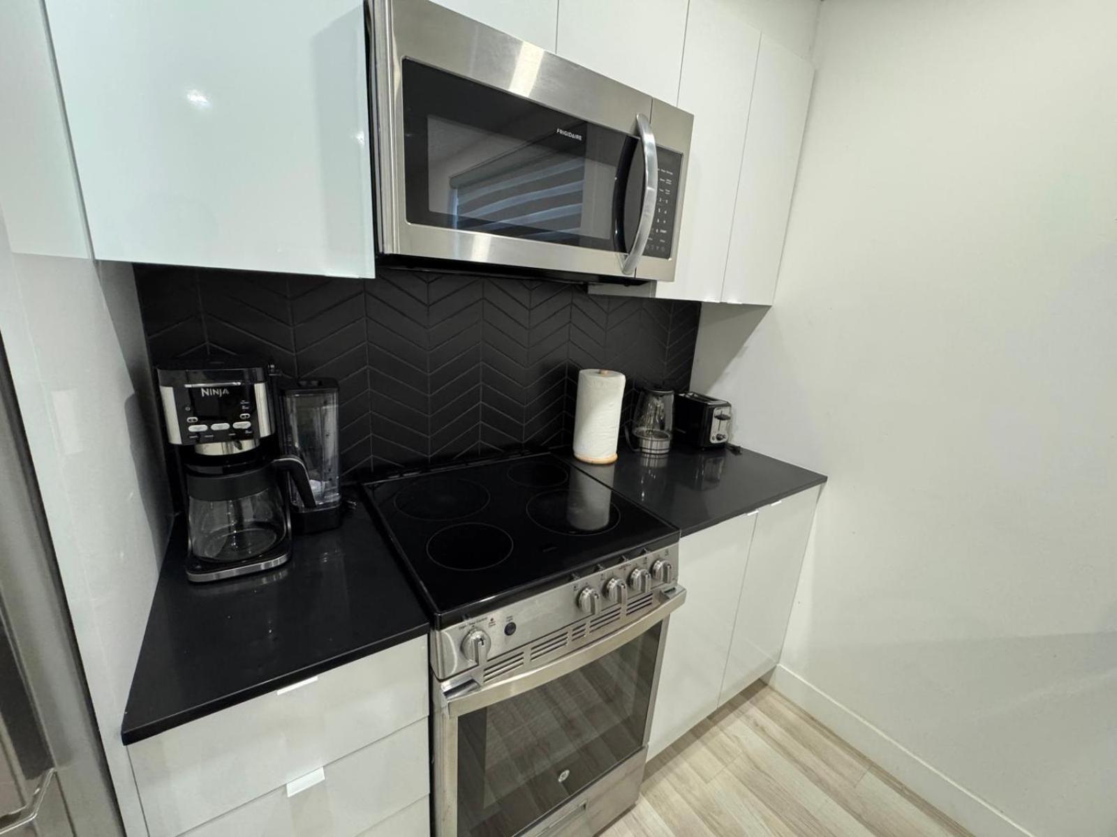 Ndg Dreams! New & Modern 3Br Easy City Life Μόντρεαλ Εξωτερικό φωτογραφία